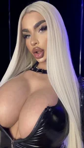 ChrystalCade More of me❤️ Pic 4