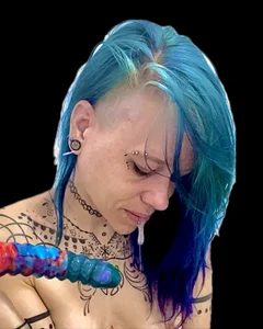 Toxii- Public Foto 4