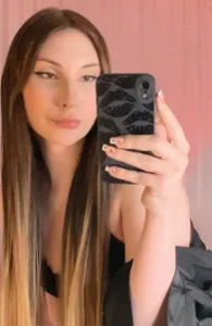 Dianaa_Rose innocent eyes , innocent lips , innocent body зображення