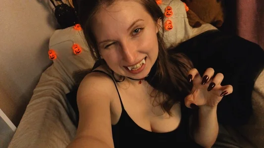 Vampire for Halloween 🤗 od DaliaRadtke  snímek