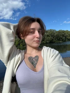 Delora_Romano Public 사진 4