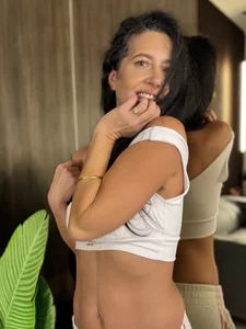 SkylerAura Public รูป 