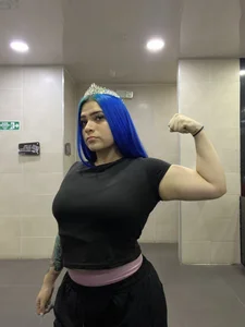 AzulSuccubus I wanna be Muscle Mommy Foto 7