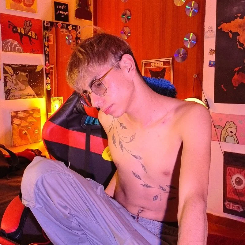 the_princeRed 热门图片 7101