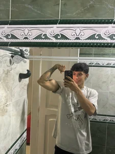 Cristopher23_ Public Εικόνα 6