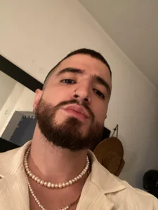 bradley_martinez Public Pic 3