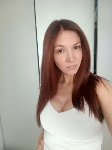 Alice_Madow Public Pic 3