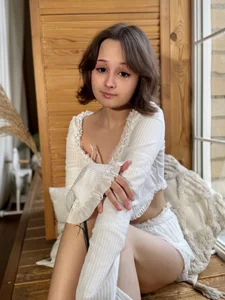 Mary_uw Charm by the window Pic 4