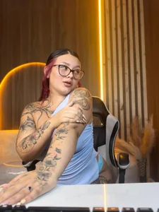 Sweet 💖 od Noah8_b  2 snímek