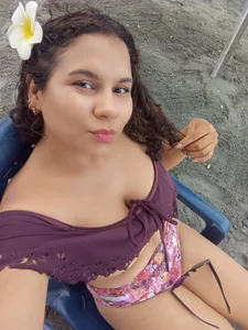 Amara-Velvet- Public Pic 5