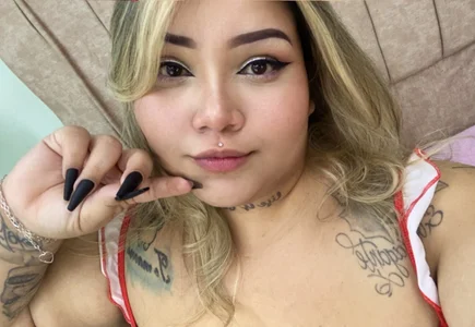 Evaverse_95 Blondie BBW  2. fénykép