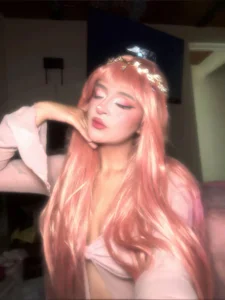 koremiau BUBBLEGUM PRINCESS (adventure time cosplay) Pic 3