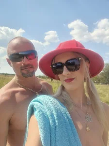 HotLillyandsexyBilly Public Pic 4