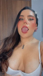 CamilJoness69 kullanıcısının White perfect 🤍❄️ albümü -  6 fotoğraf