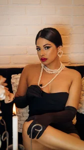 AlyssaDean Glitz & Glam Immagine 