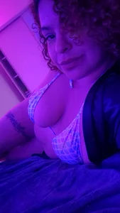 Sweetbrunette-69 Public Poză