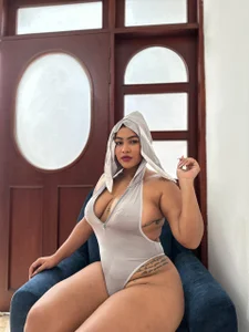 Madison-Diaz Tell me what you want it to be and I'll do it for you... Pic 2