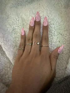 MissBetty6914の💅🏽の 3枚の写真
