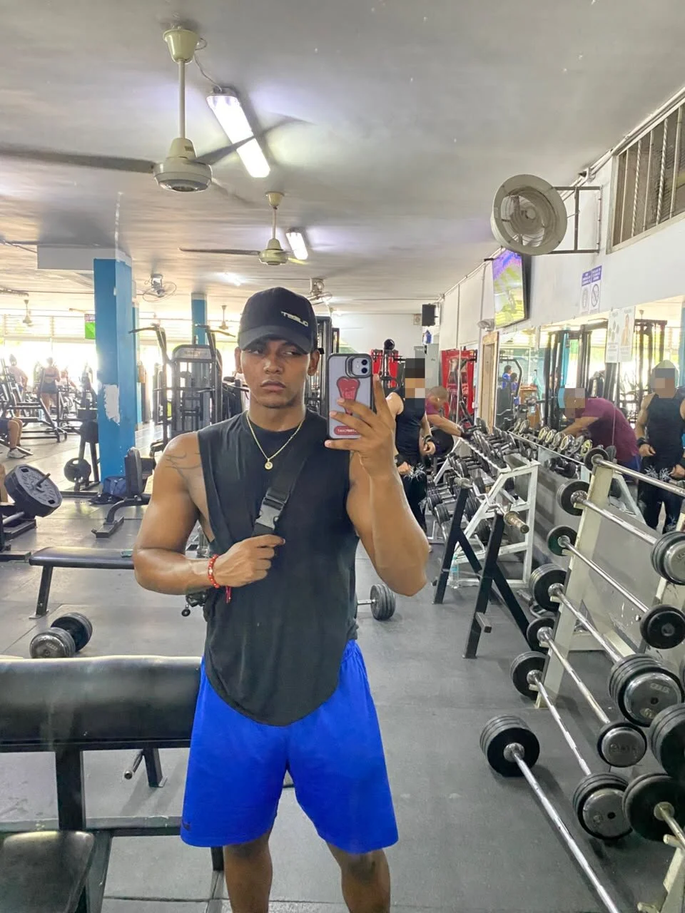 zoriel_bigcock Právě oblíbené foto 2444