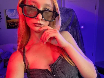 Evil Teacher Vibe? de AnitaBels  3 Imagens
