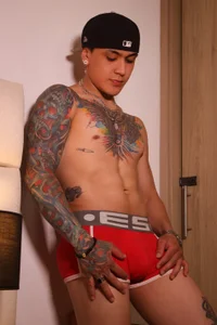 TonnieViera Sexy ones Pic 5