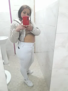 Almaa_Miller Public  4. fénykép