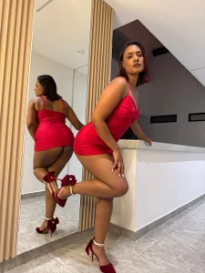 DollyBrowncc TOO TEMPTING DOLLY Poză 2