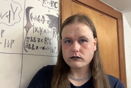 RaeganV Public Pic 2