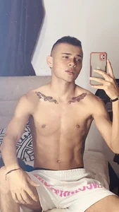 soyander03_ kullanıcısının KISSES 😘 albümü -  3 fotoğraf