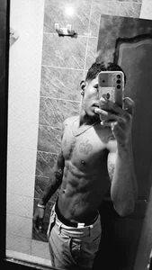 josua_smith hey love Pic