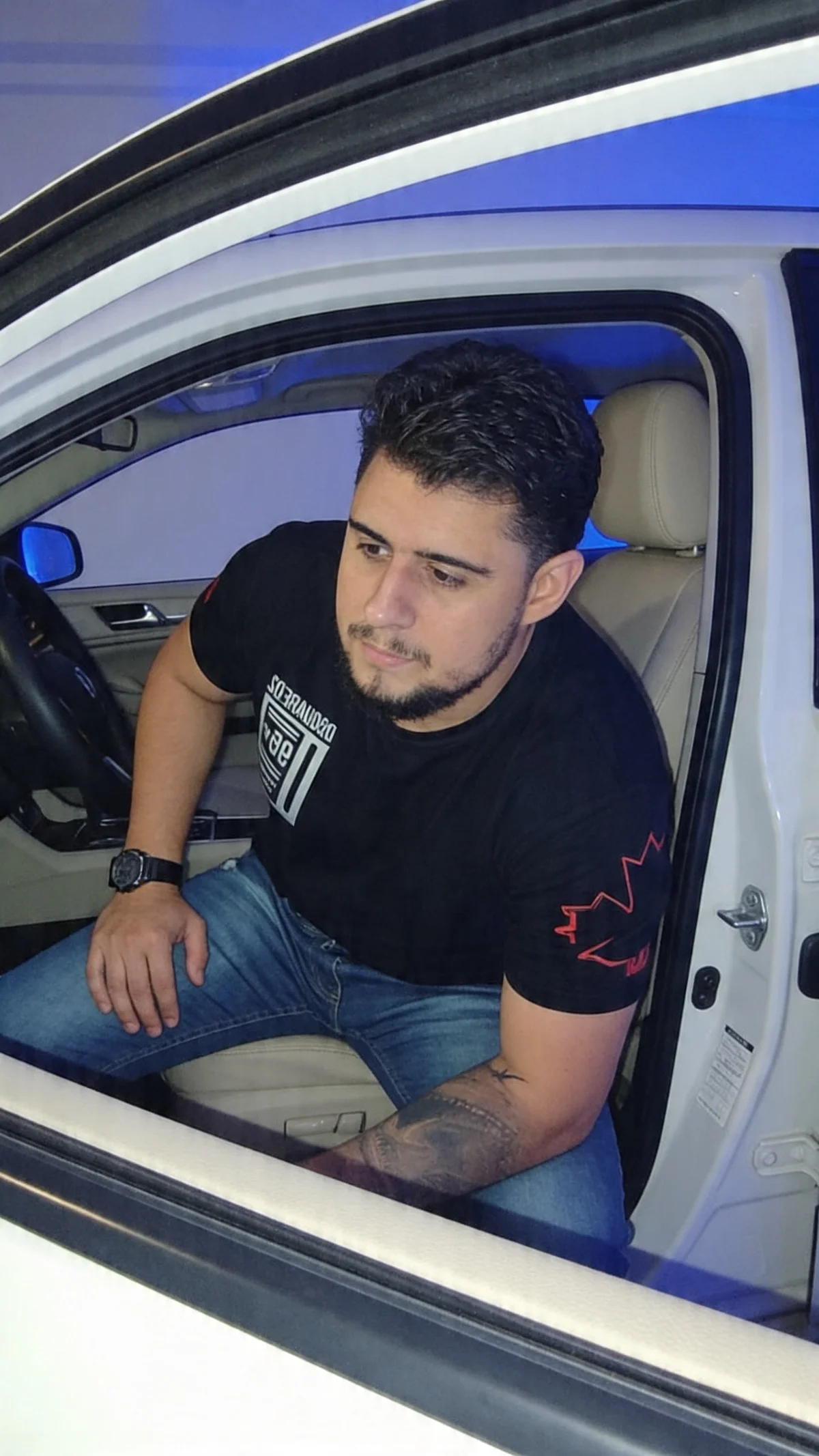 ryan_evannss 님의 트렌드 중인 사진  8711개