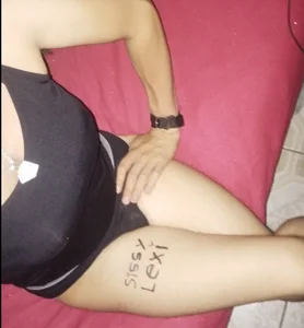Zdjęcia Madamedaphne_ sissy lexi🔥:  2