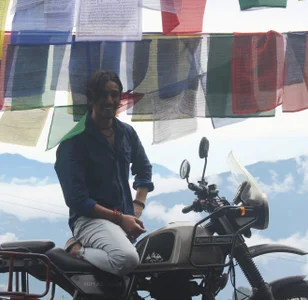 Gre3k_godWhere m i Bild 4