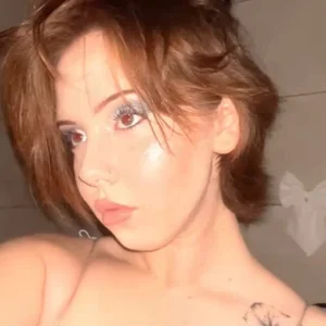 AmieOkuniewski Public slika