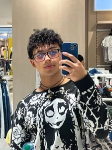 Cute face and naughty mind sweet Valentin 😏 od Valentin0_3  6 snímek