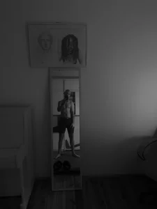 AssHunter4k: Public ( 5 фото)