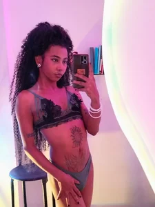 wayuu-goddess Hi Pic 2