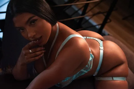 Paloma_Luna Public  3. fénykép