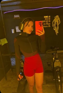 _shantal_smith 💪🏻❤️‍🩹 Pic 2