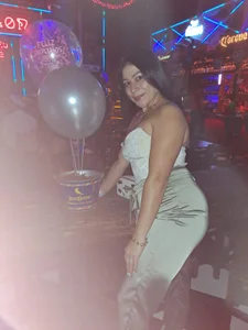 EmilyPeytonn: more pictures ( 7 фото)