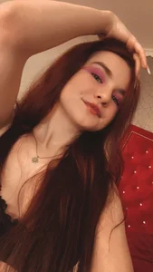 CherrySin whispers in red Pic 3