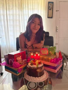 AlliciaKim birthday Foto