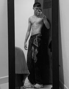 LittleDanny_ Public  5. fénykép