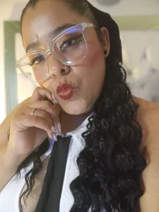 brendamaz your horny secretary Pic 3