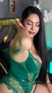 MonaMonroeXXX Public Foto 8
