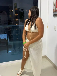 SofiCams1sofi on the beach Bild 3