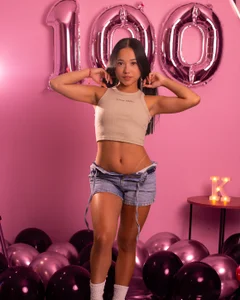 littlee_Sophi_ 100,000k Followers and it feels amazing 🥺❤️ รูป  4