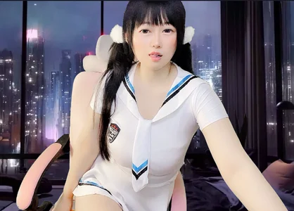 兔兔用心直播中：上一个30天不重复的装扮已全部上传~再试试还能增加多少天不重复的