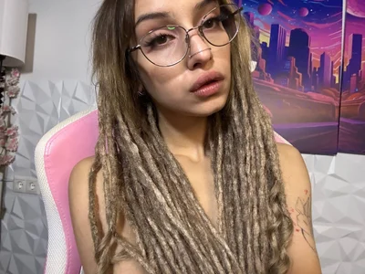 Ameli_Shell meow))) Bilde