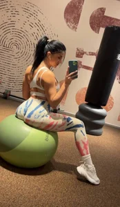 StephieRouse Gym Pic 7